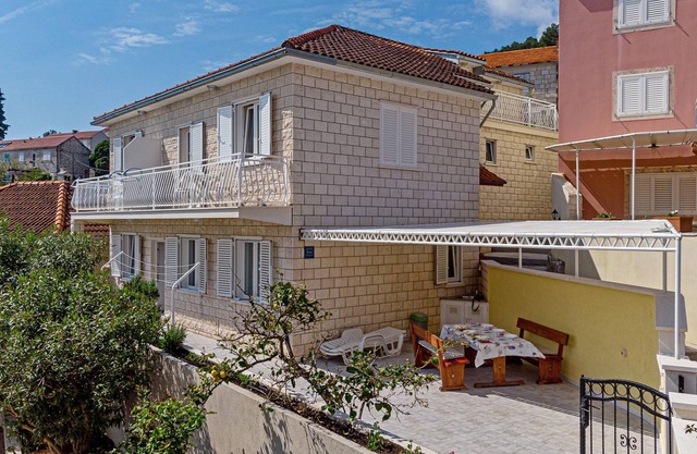 Apartments Čedomir, (14067), Korčula, Croatia