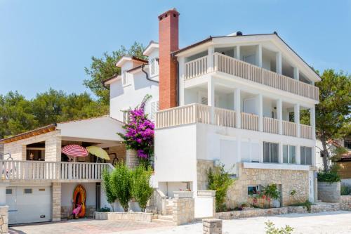 Apartments Šimić