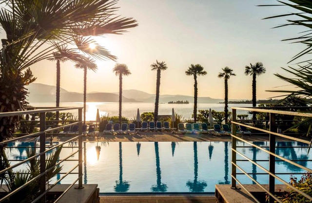Apartments in Manerba del Garda 22047