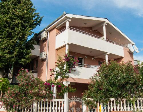 Apartments Milka