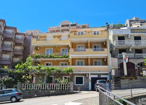 Apartments & Rooms Vuksanovic Ivana