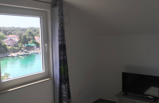 Apartments Suzana (32951-A1) - Jakisnica