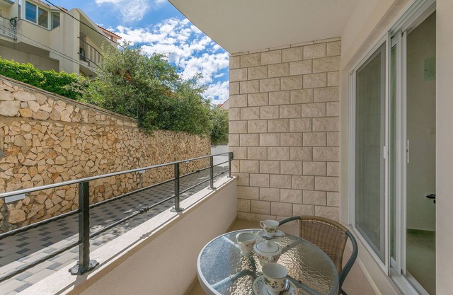 Terrace Sea Pisak Omiš