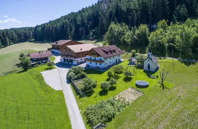 Apartments with a unique view in a quiet location and swimming pool