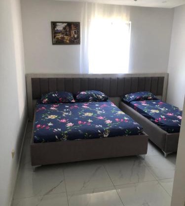 Apartments Yrhan