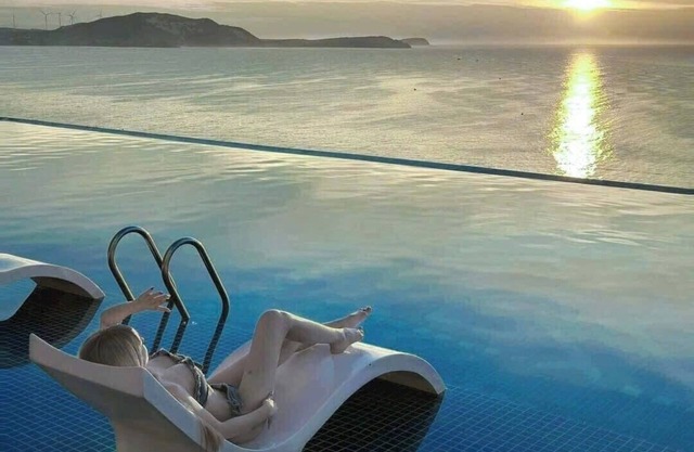 Apec Continental Mandala Retreat