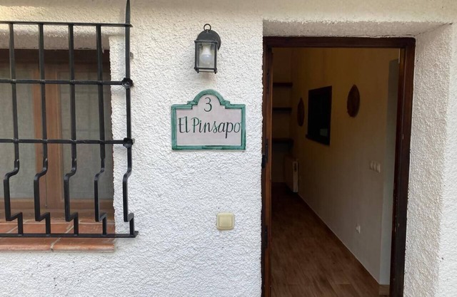 Apiedesierra Granada - Pinsapo Rural House