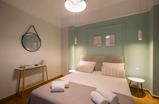 Apollonos Studio/Amalia