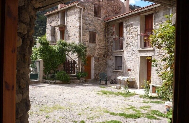 Appart 40 m2 R C in small village at the foot of Mount Canigou