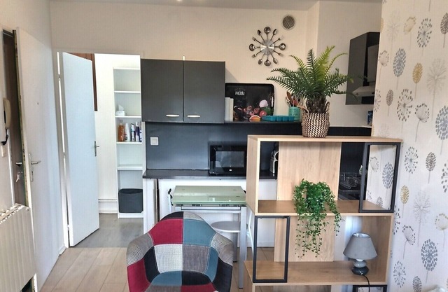 Appart Bourg 14, Calme, Wifi Gratuit, Jardin Privé, Proche Toutes Commodités