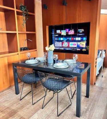 Appartamento di design a Brera AC, Wi-Fi e lusso