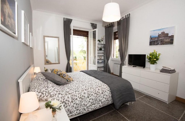 Appartamento Luminoso con vista su Villa Ada