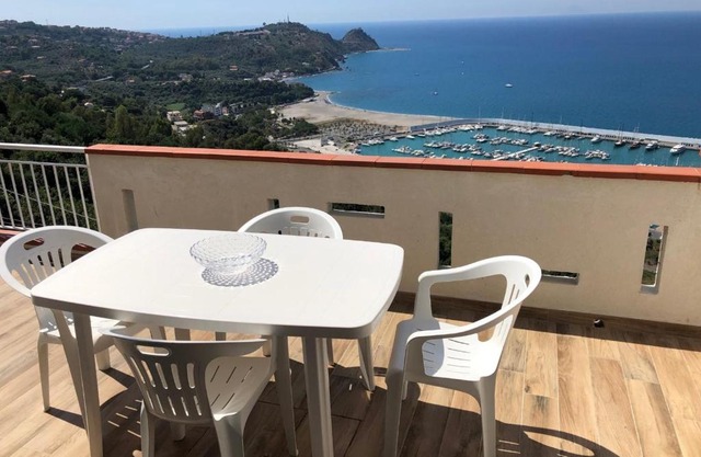 Appartamento vista mare Capo D'orlando