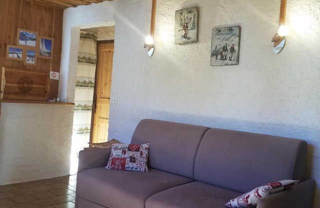 Appartement 2 pièces avec jardin privatif, proche des pistes, Wi-Fi, parking, et navette gratuite - FR-1-762-14