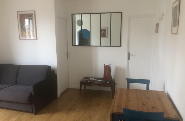 Appartement Avec Parking à 15 Minutes à Pieds du Métro Mairie des Lilas