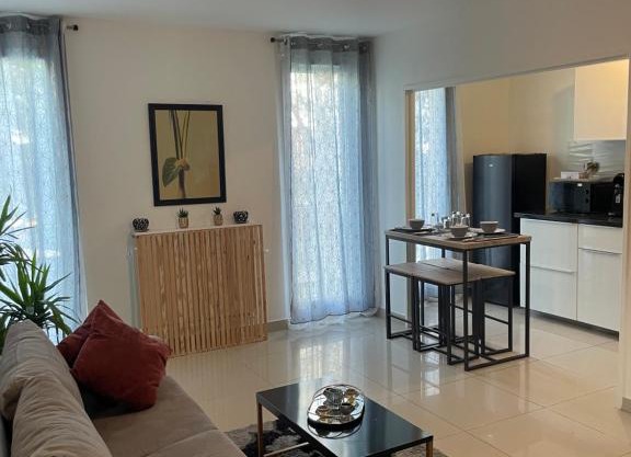 Appartement calme, lumineux et centralisé
