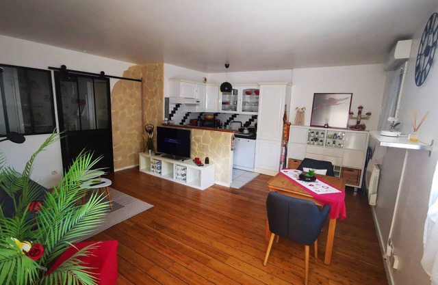Appartement Chaleureux Proche Disney et Paris 44m2 Pour 4 Personnes