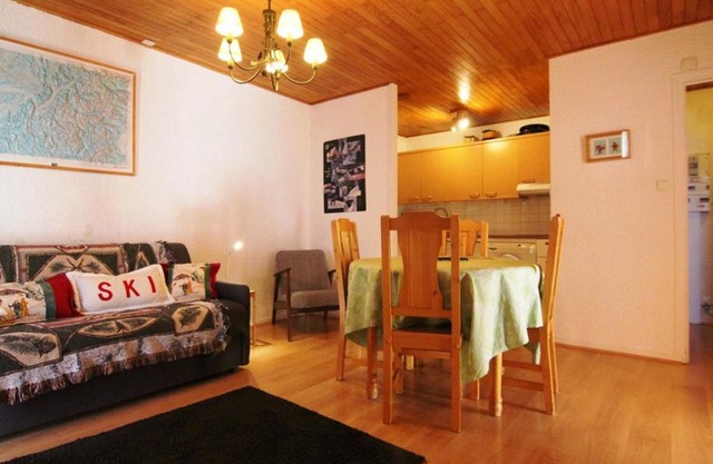 Appartement cosy à L'Alpe d'Huez, 5 pers, balcon, proche pistes et centre, animaux acceptés - FR-1-405-9
