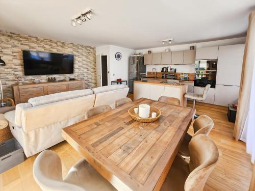 Appartement cosy près Disney, jardin & terrasse