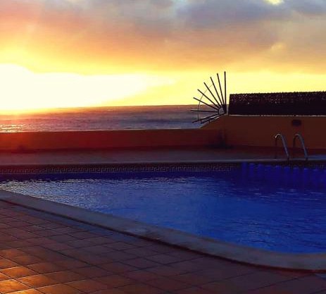 Appartement Lona, El Cieno mit Pool direkt am Meer