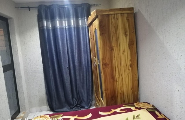 Appartement Luxueux à Deux pas de Colombe de la Paix:netflix,wifi, eau Chaude