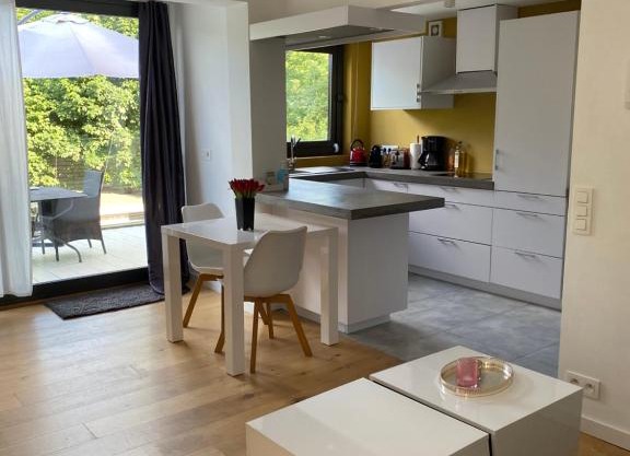 Appartement met groot terras