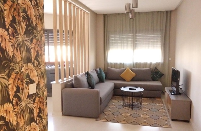 Appartement Moderne Proche Aéroport Mohamed 5