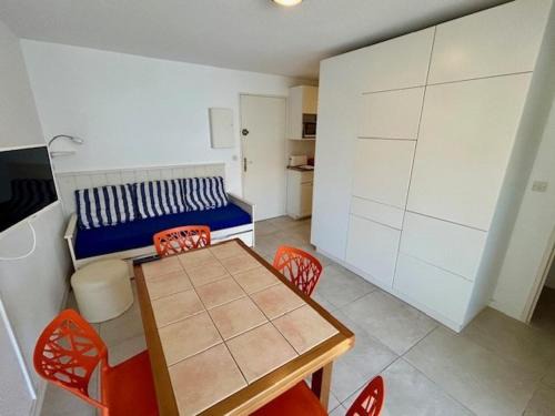 Appartement T2 à Royan, 4 pers., proche plage et commerces, parking, balcon, confortable et équipé - FR-1-494-60