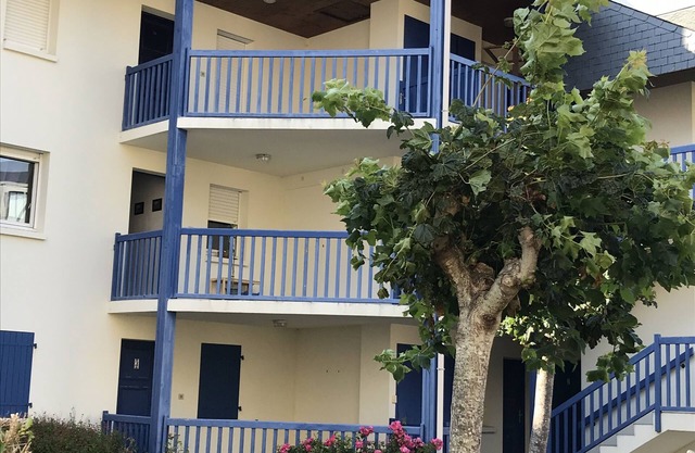 Appartement T3 Dans Résidence Calme - vue sur le Port du Crouesty