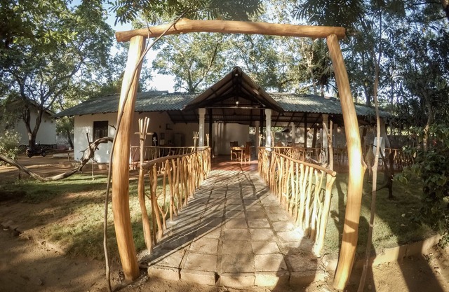 Apsaras Resort Sigiriya
