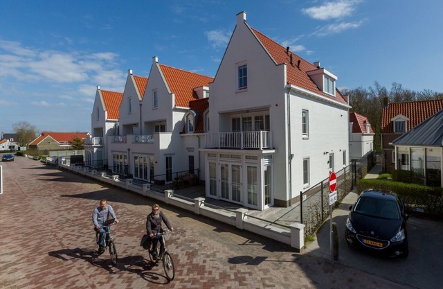 Apt - Kaapduinseweg 13 | Dishoek "13F Lu