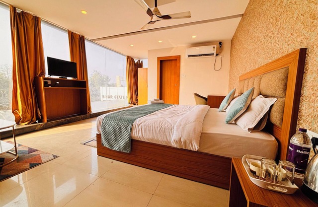 Aqoss Hotel