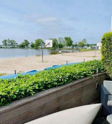 Aqua Beach House