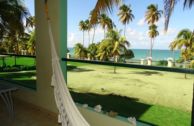 Aquatika Beautiful Beachfront View and Rainforest View