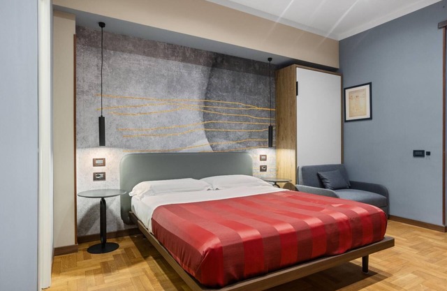 AR ROOMS ROME Grey triple