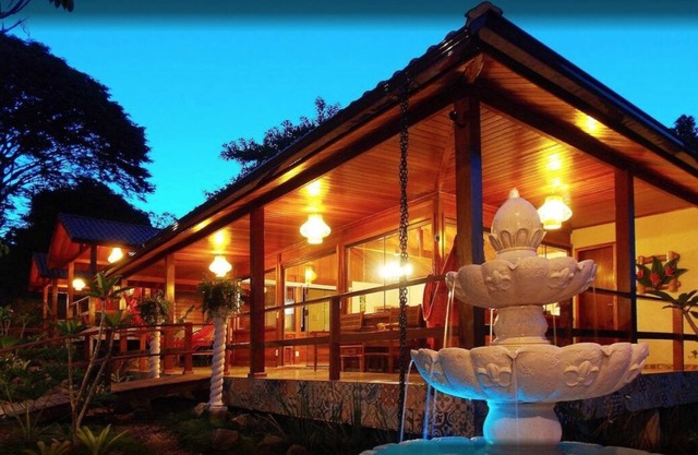 Aratinga inn