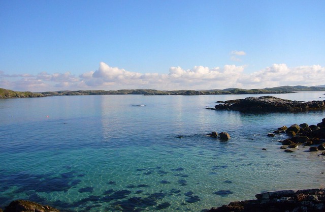 architect designed, modern island cottage on the rocks, beaches within 1 minute