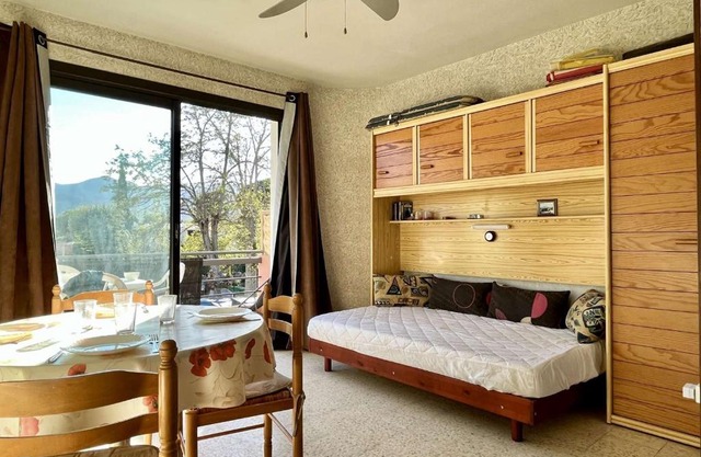 Argelès-sur-Mer : Studio cabine avec terrasse, proche plage et commerces, parfait pour famille - FR-1-225-637