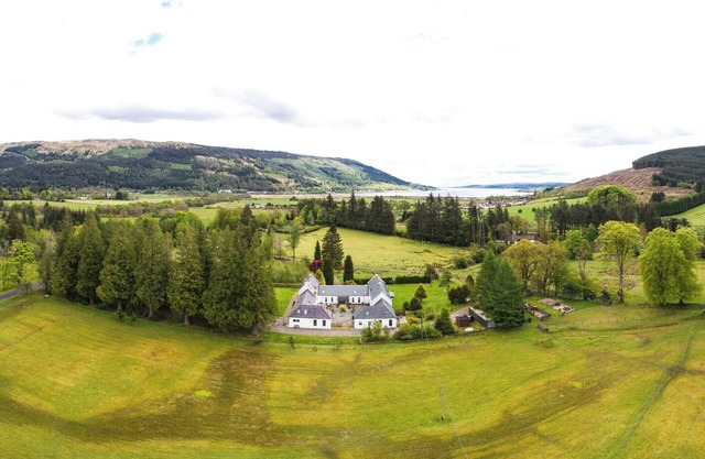 Argyll Farmhouse-Idyllic Setting-Sleeps10