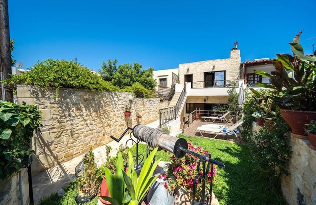 Arhontariki Luxury Apartment