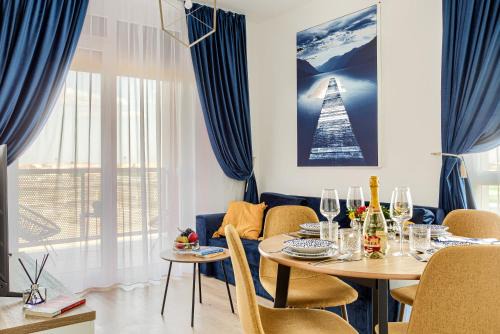 ARI Navy Apartment - High-end Residence