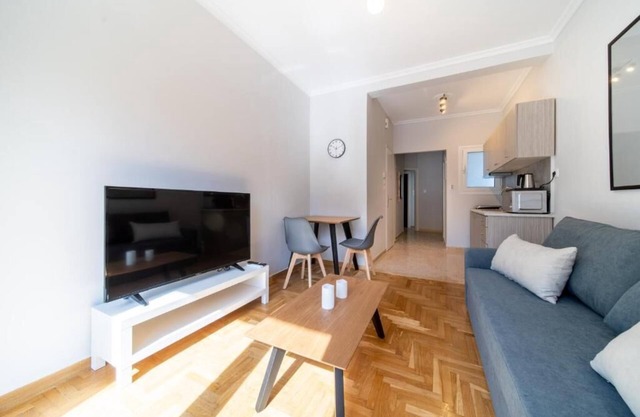 Aris123 #31 - Entire Apt, Fully Equipped, 1Bedroom