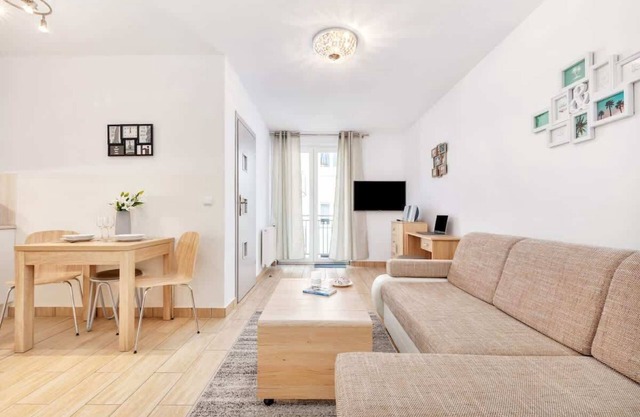 Armii Krajowej 6 | Beige Apartment | Parking