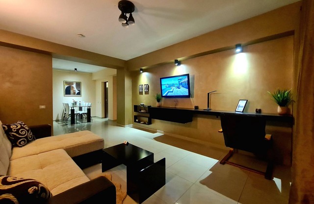 Aroma Apartment, a property near exquisite area of Mamaia