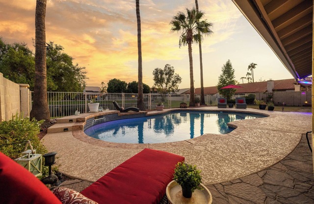 Arrowhead Ranch Home in Glendale with Heated Pool