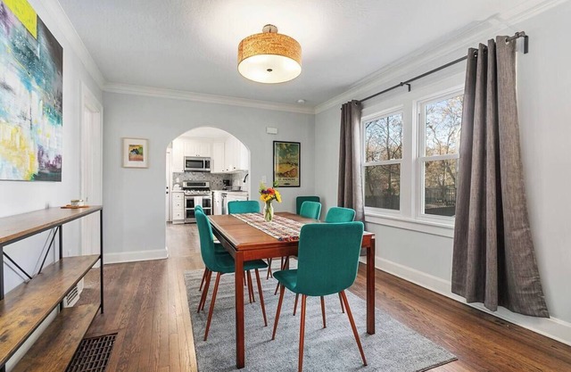 Art Filled 3bd Cozy Waldo Home