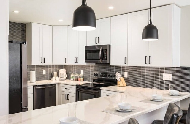 Arvada Haven Bright Apt A With Prime Location