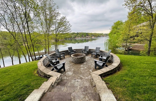 Aspen Falls Retreat - Lakefront