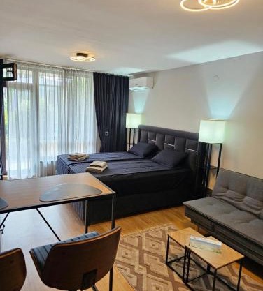 Aspen Suites Luxury Studio A006