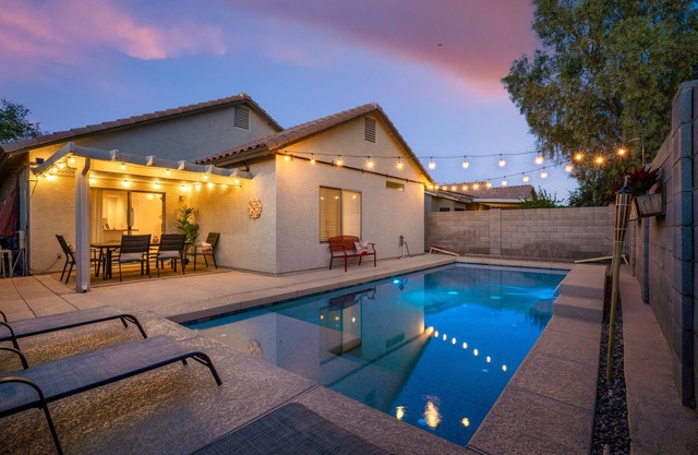 AtHome+1 Stay | 4BR Luxury | Heated Pool